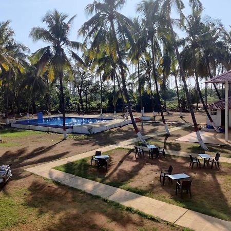 White House Beach Resort, Nagaon Kültér fotó