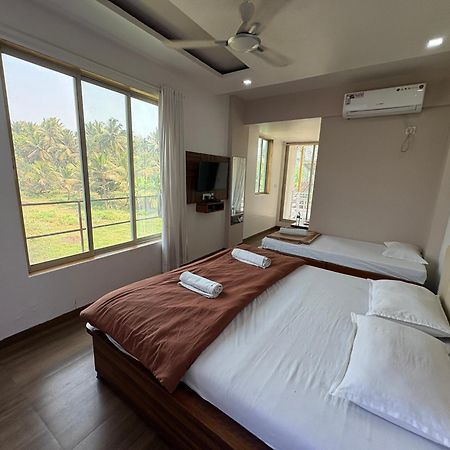 White House Beach Resort, Nagaon Kültér fotó