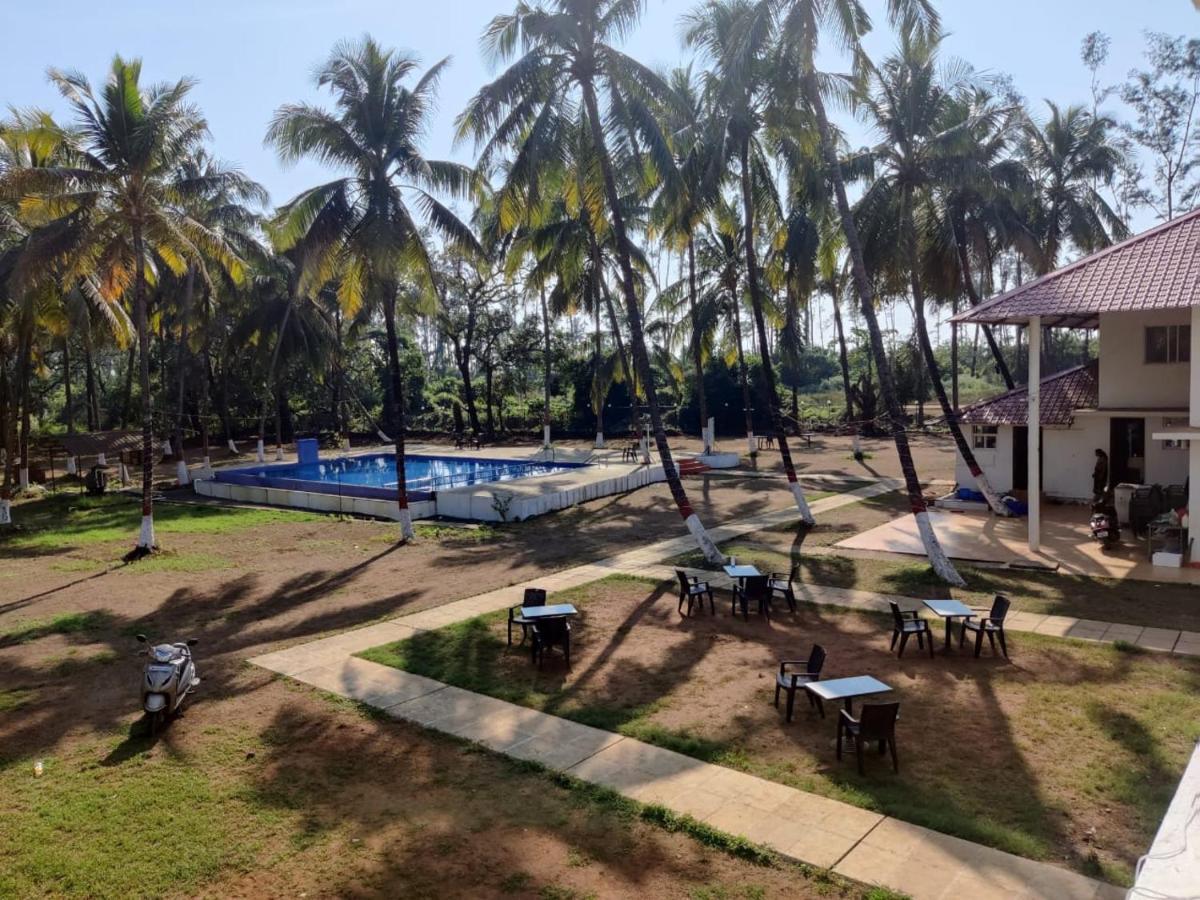 White House Beach Resort, Nagaon Kültér fotó