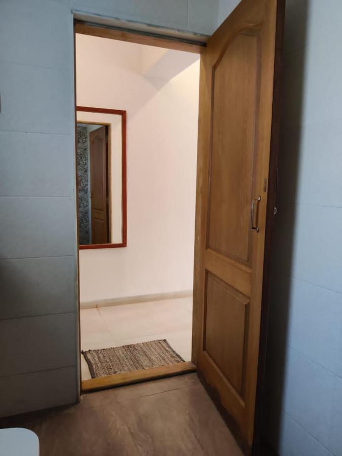 White House Beach Resort, Nagaon Kültér fotó