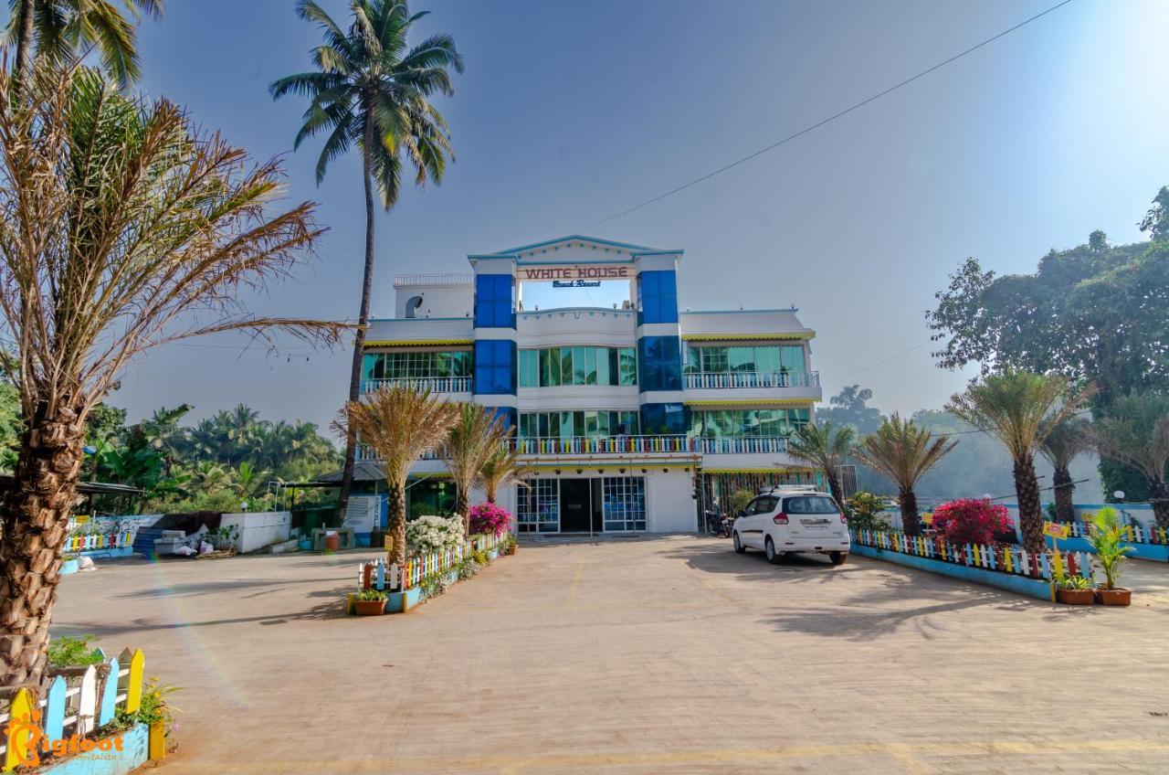 White House Beach Resort, Nagaon Kültér fotó